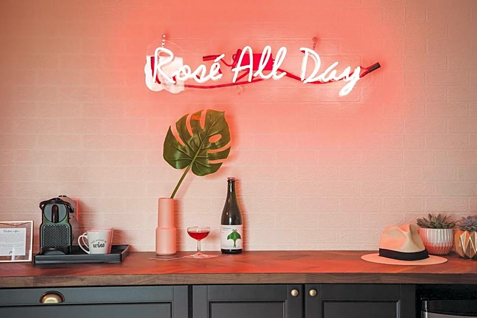 The June Motel, Prince Edward County