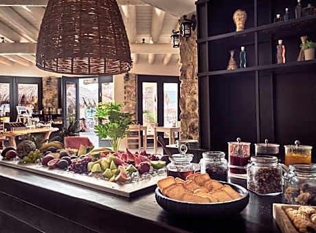 Gloria Maris Hotel Suites and Villas