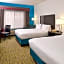 Holiday Inn Express Hotel & Suites Omaha West