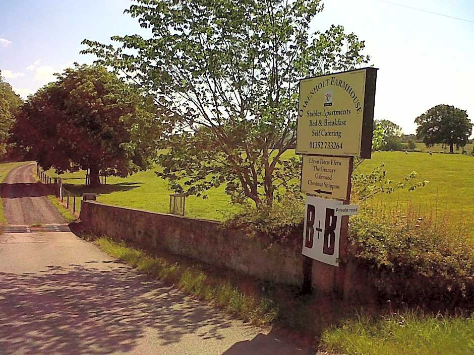 Oakenholt Farm Bed and Breakfast