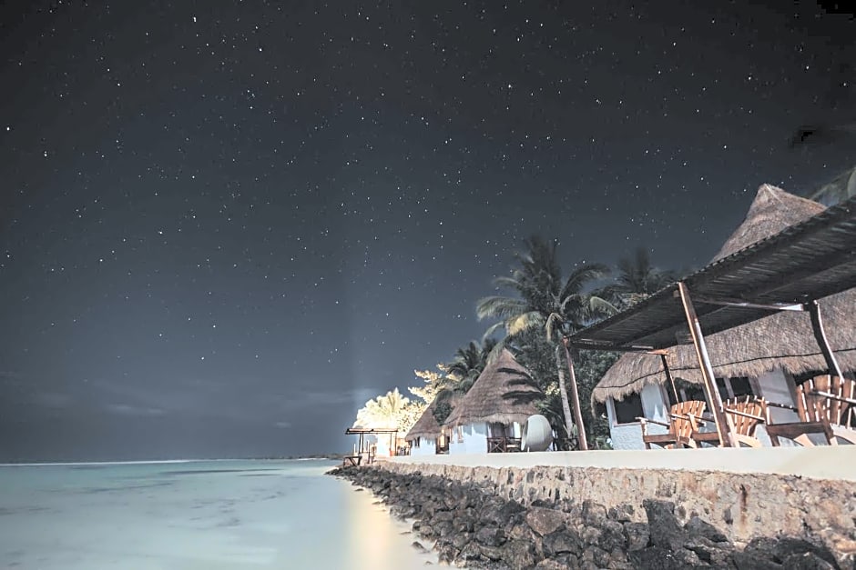 Las Nubes De Holbox