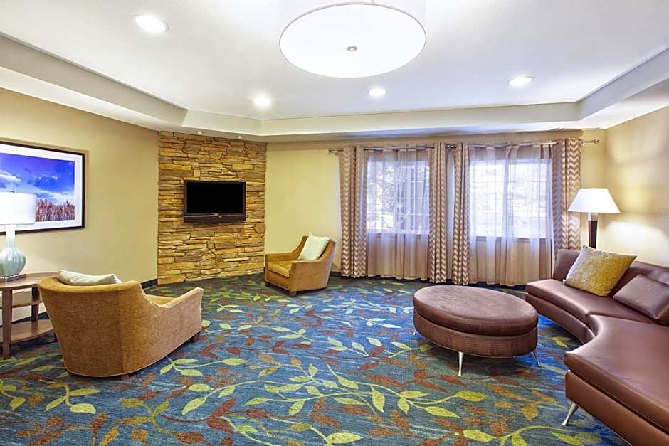 Candlewood Suites Indianapolis Airport By IHG