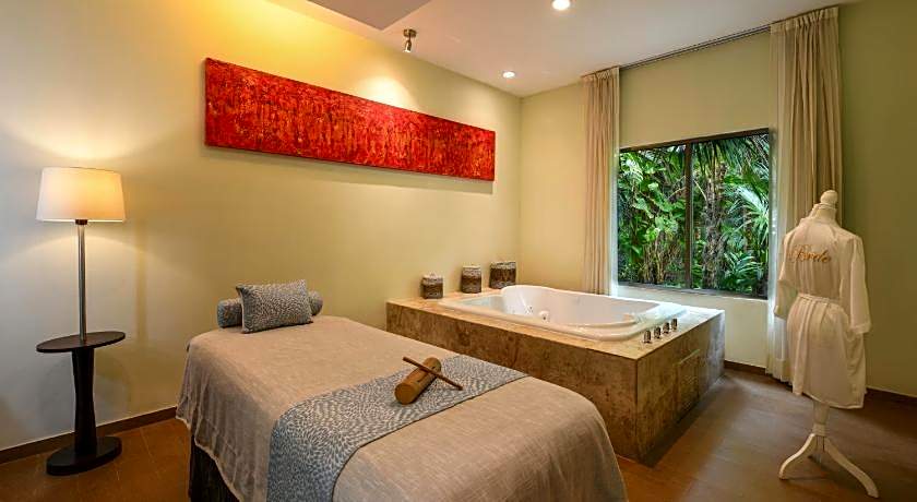 El Dorado Seaside Suites - Catamaran Cenote & More Inclusive- Adults Only