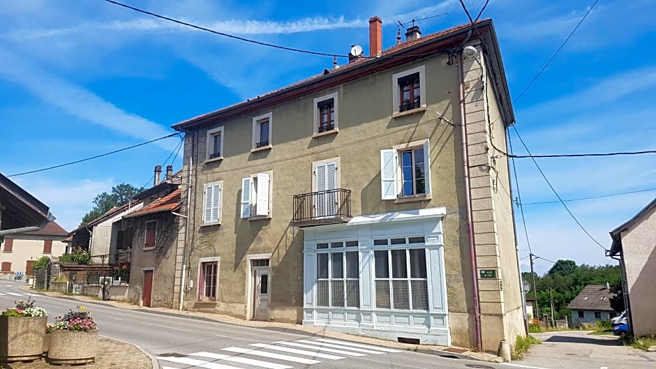 Grand studio et jolies chambres à louer