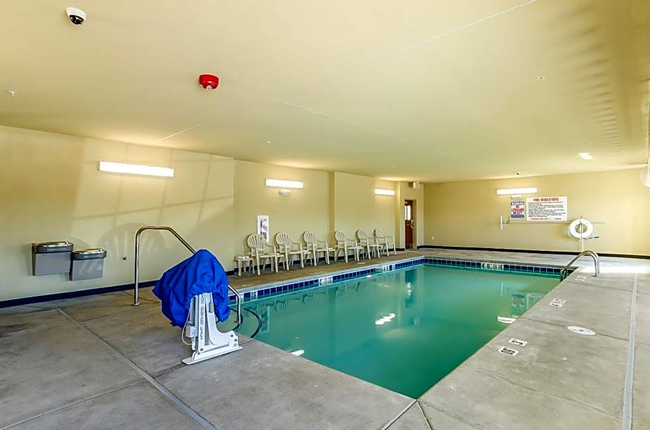 Cobblestone Hotel & Suites - Gering/Scottsbluff