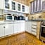 3BR Comfort: 100m from Copacabana-Ipanema Beach