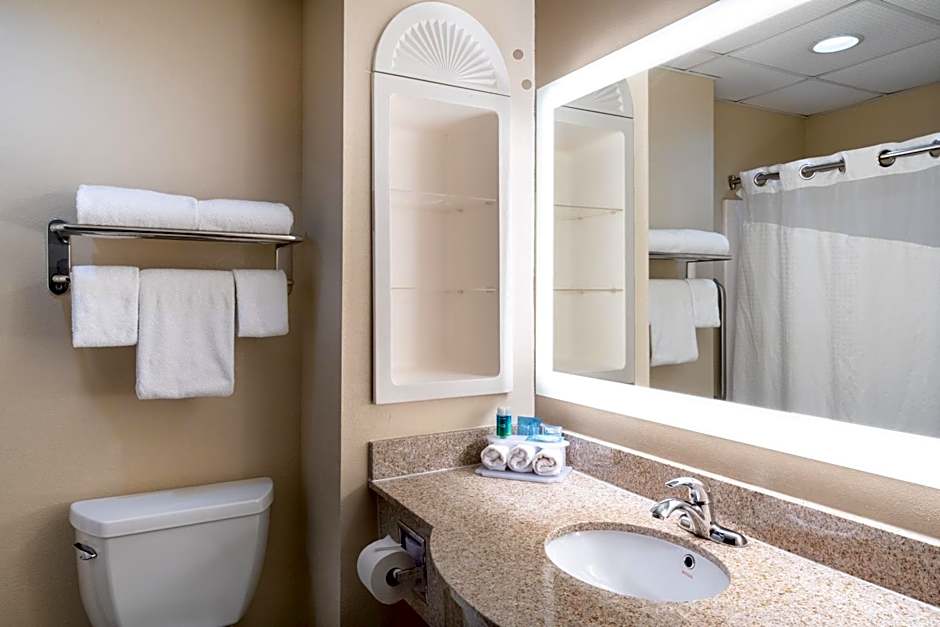 Holiday Inn Express Hotel & Suites Ashland By IHG