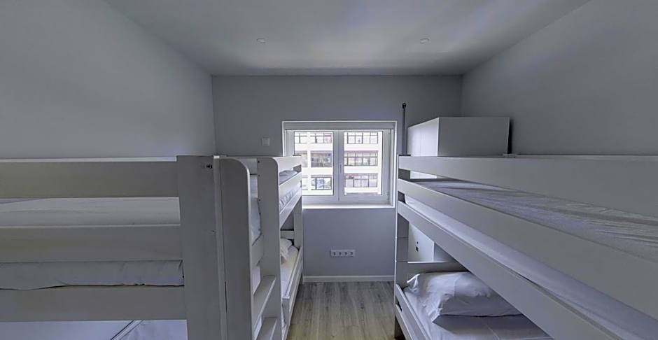 Photo 1 of 5 of Quadruple Room with Private Bathroom
