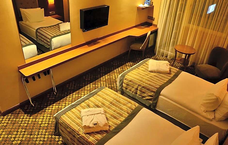 Adranos Hotel