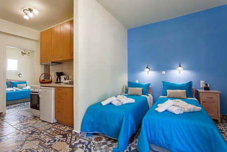 One Bedroom Apartment with Mountain View