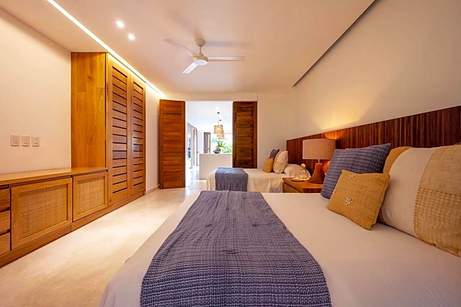 El Careyes Club & Residences