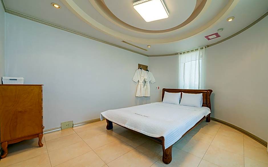 Jumunjin Hotel