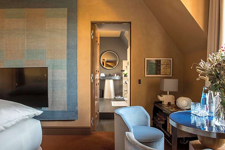Cour des Vosges - Evok Collection