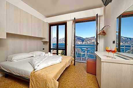 Double or Twin Room with Balcony