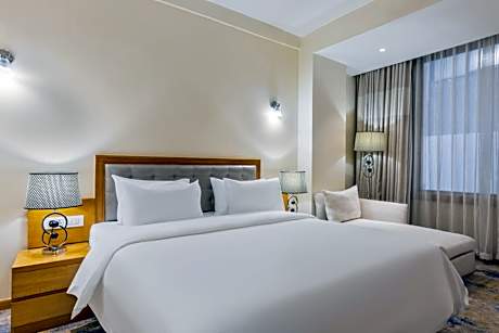 Executive Suite – Commercial View