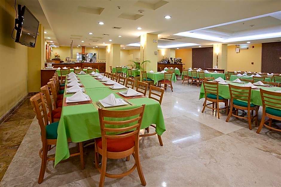 Hotel Hipico Inn