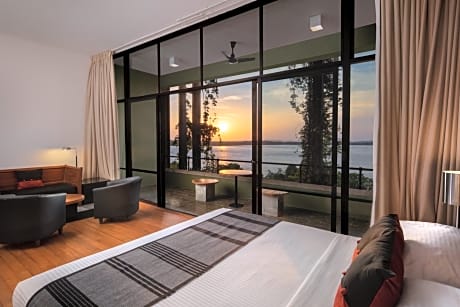 Luxury Panoramic Twin Room