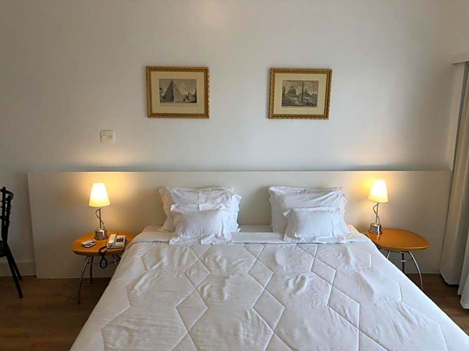 San Raphael Hotel