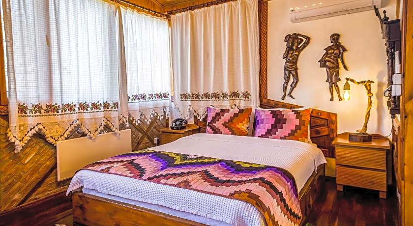 Stonehouse By Ipek Hotel