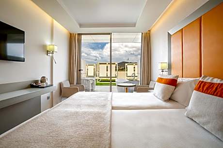 Twin Room with Terrace