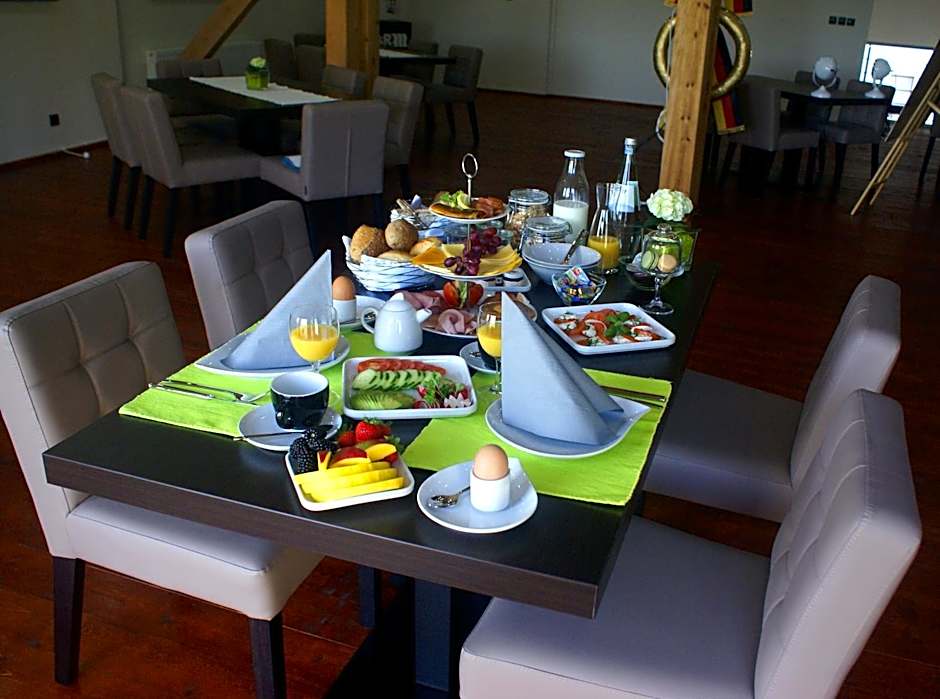 Fast Lane Hotel