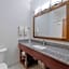 Comfort Suites Lake Geneva East