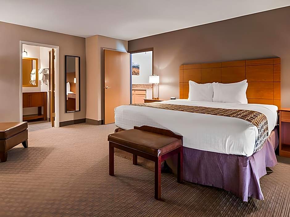 Best Western Inn At The Rogue