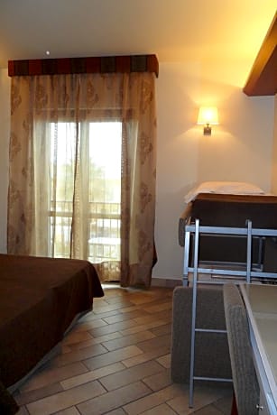 Quadruple Room with One Bunk Bed and Sea View