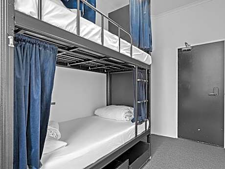 Bed in 2-Bed Dormitory Room (Female Only)