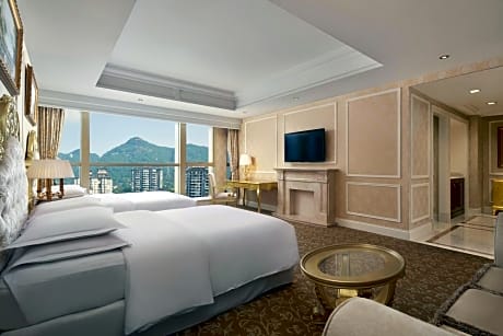 Club Deluxe Twin Room
