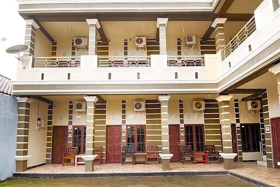 Hotel O Adelia Residence
