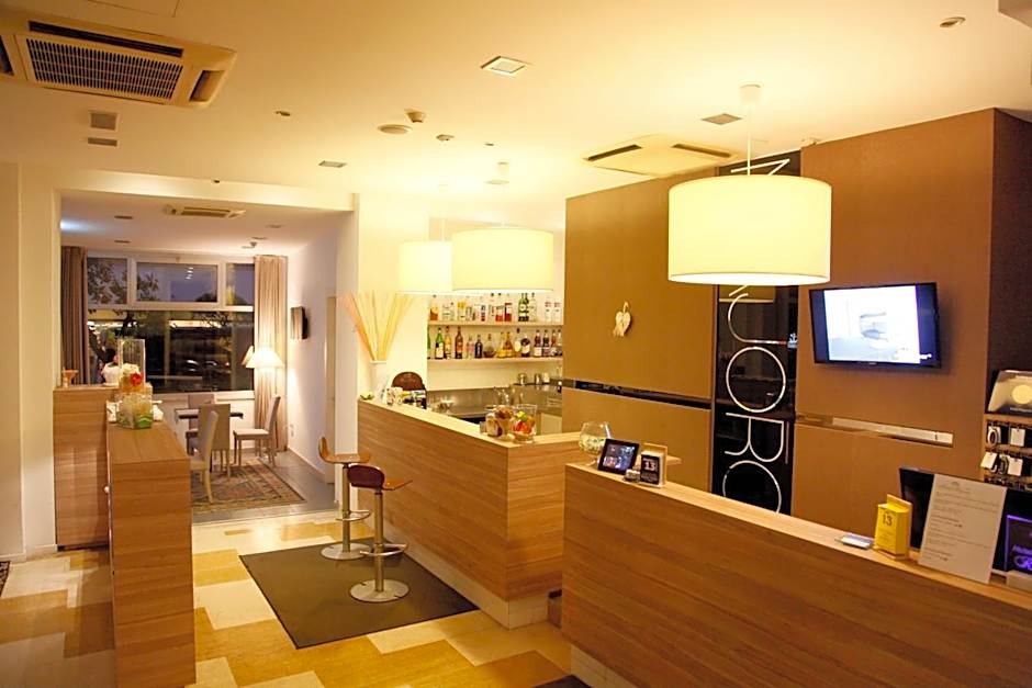 Hotel Majorca sul Mare in centro a Riccione con Area Fitness