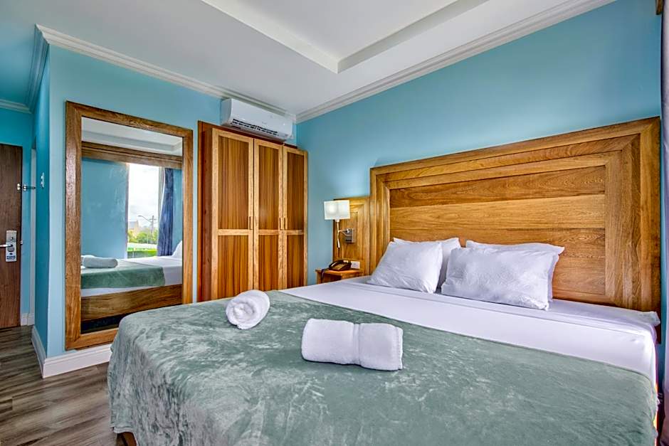 Airport Suites Hotel