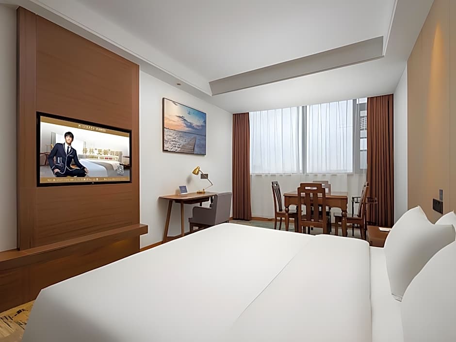 GME Taizhou Jingjiang City Bus Station Hotel