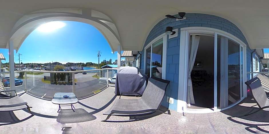 Bayshore Waterfront Inn