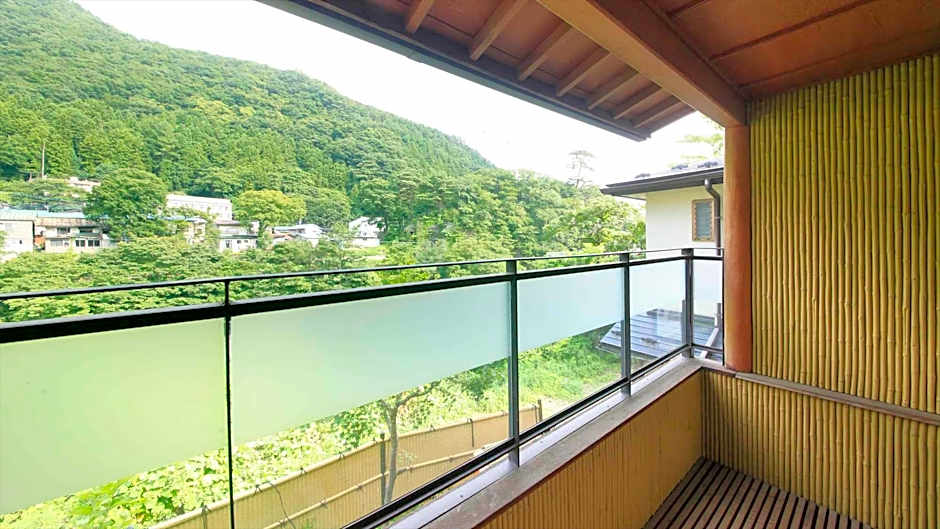 MICASA (Minakami Hot Spring Ryokan)