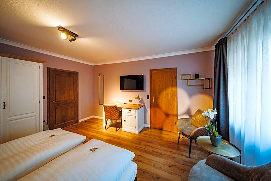 Antik-Hotel EICHENHOF