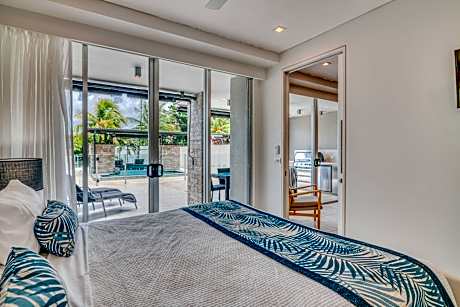 3-Bedroom Apartment with Terrace and Pool Access