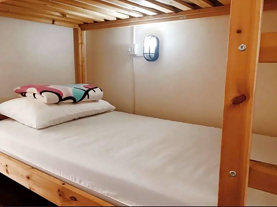 Miss Zhao Hostel