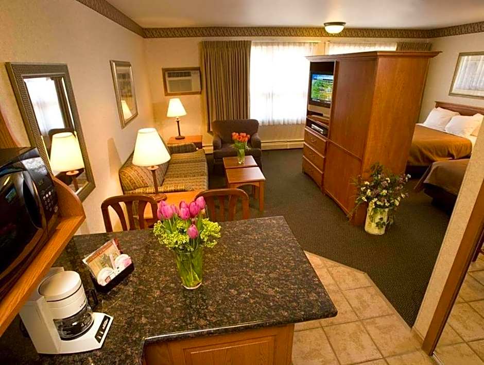 Quality Inn & Suites Detroit Lakes