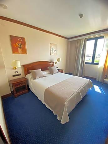 Hotel Villa De Almazan