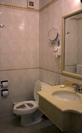 STANDARD 1 KING SIZE BED