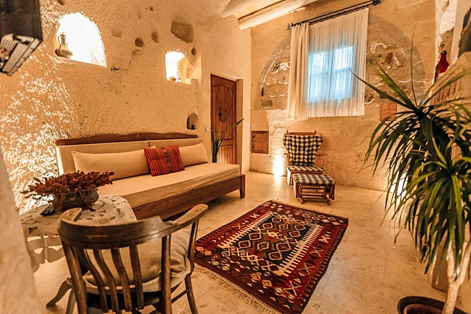 Peristyle Cave Cappadocia- Special Class