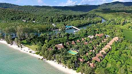 High Season Pool Villa & Spa