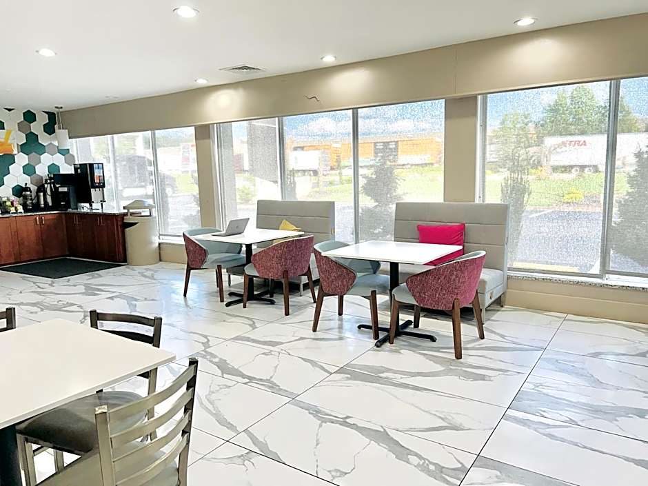 Quality Inn & Suites McDonough South I-75