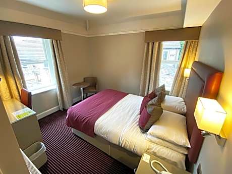 Small Double Room with Shower