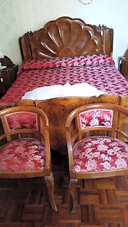 Triple Room with Shared Bathroom
