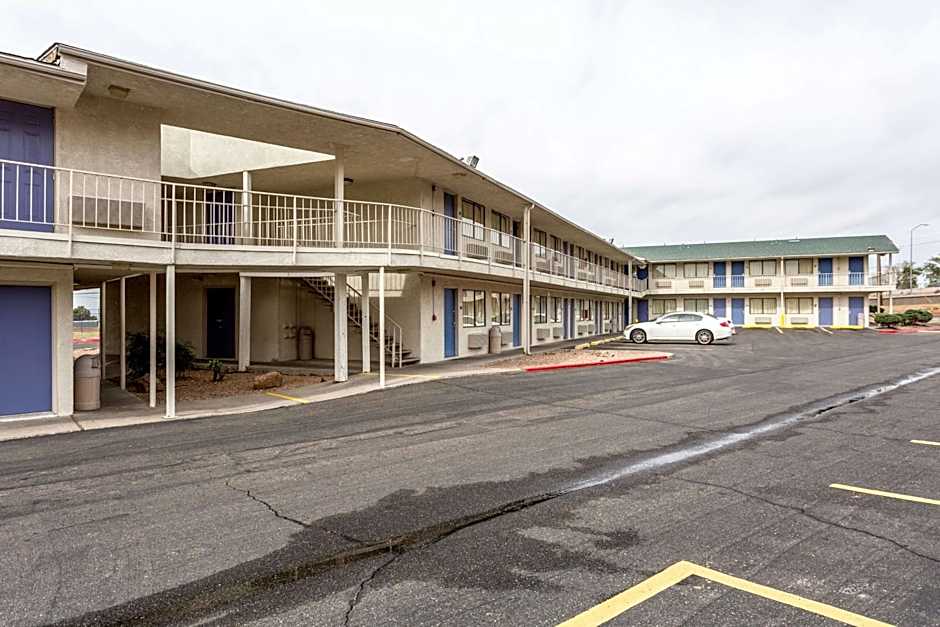 Motel 6 Albuquerque Northeast