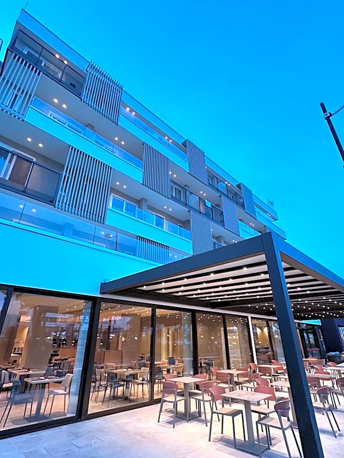 Petit Hotel