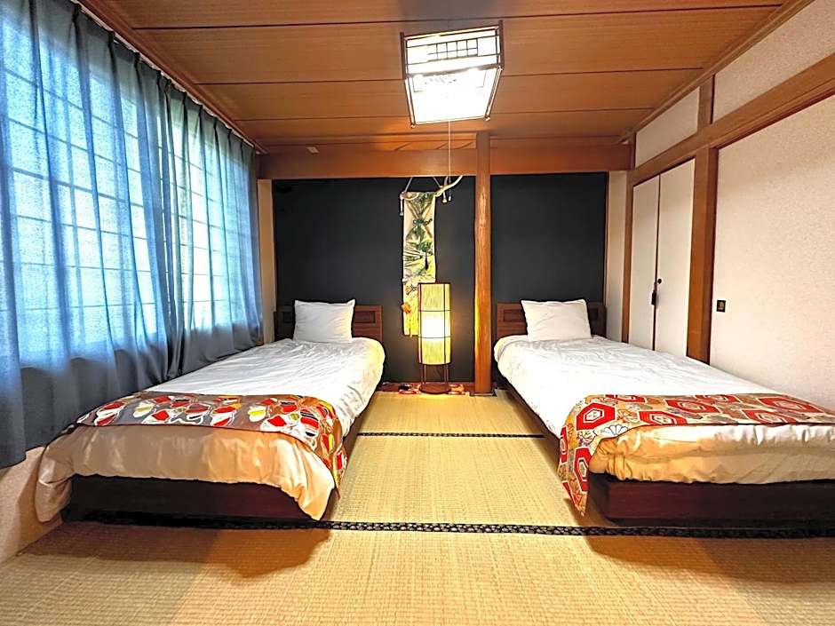 Economy Hotel Upashi